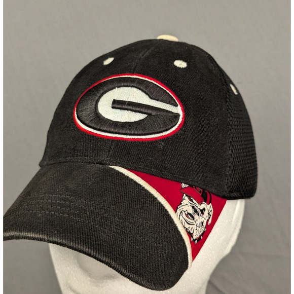 Georgia Bulldogs Hat Adjustable Cap Black Red One Size NCAA Captivating Headgear - Picture 2 of 12